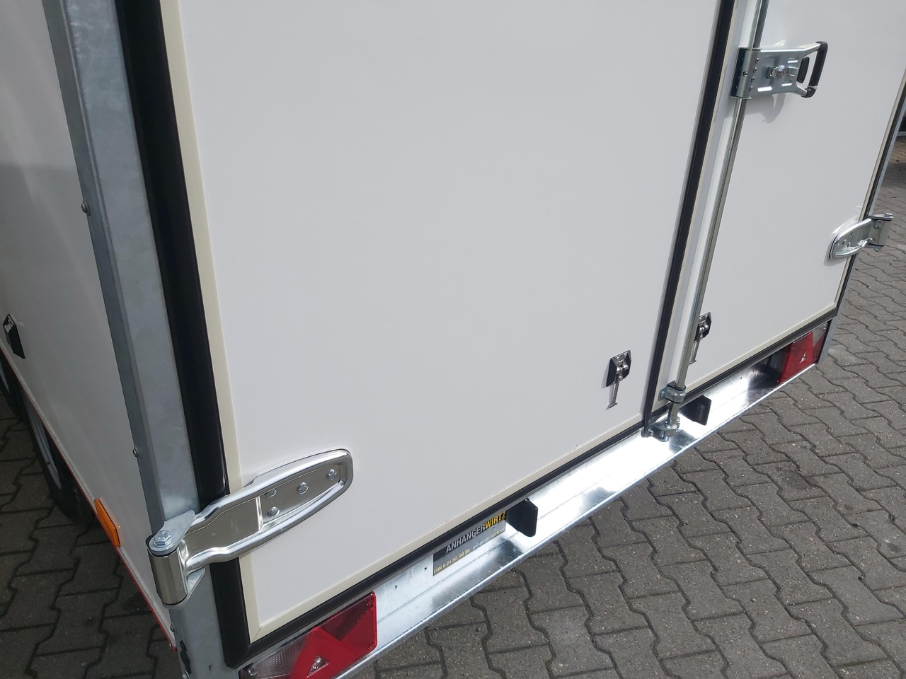 Hochlader Koffer TFSP 360T.00 360x200x210cm aero Zurrsystem Seitentür 14" (L) 2700kg 100 km/H в лізинг Hochlader Koffer TFSP 360T.00 360x200x210cm aero Zurrsystem Seitentür 14" (L) 2700kg 100 km/H: фото 12