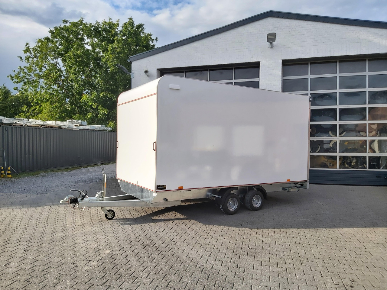 Hochlader Koffer TFSP 420T.01 420x220x210cm aero Zurrsys. Seitentür Heckrampe 10" 100km/H 2700kg в лізинг Hochlader Koffer TFSP 420T.01 420x220x210cm aero Zurrsys. Seitentür Heckrampe 10" 100km/H 2700kg: фото 12