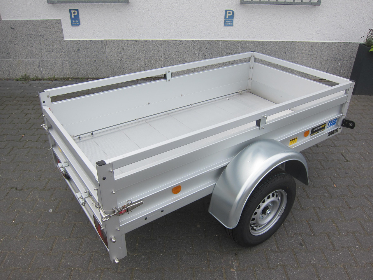 PKW Anhänger Koch Aluline+ U2 205x105x40cm ALUBODEN (XS) 750kg 100 km/H - Причеп для легкових автомобілів: фото 3 PKW Anhänger Koch Aluline+ U2 205x105x40cm ALUBODEN (XS) 750kg 100 km/H - Причеп для легкових автомобілів: фото 3