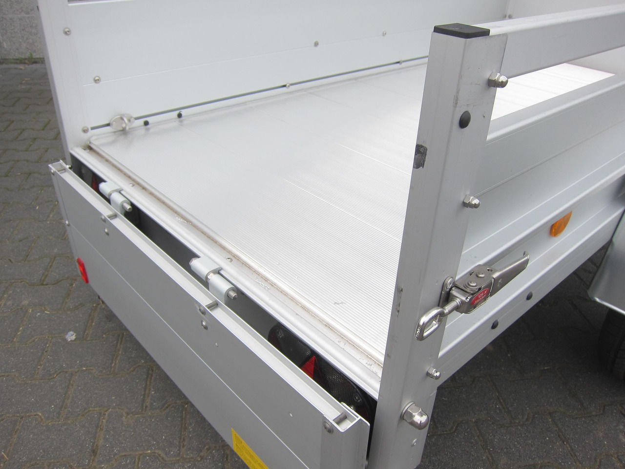 PKW Anhänger Koch Aluline+ U2 205x105x40cm ALUBODEN (XS) 750kg 100 km/H - Причеп для легкових автомобілів: фото 5 PKW Anhänger Koch Aluline+ U2 205x105x40cm ALUBODEN (XS) 750kg 100 km/H - Причеп для легкових автомобілів: фото 5