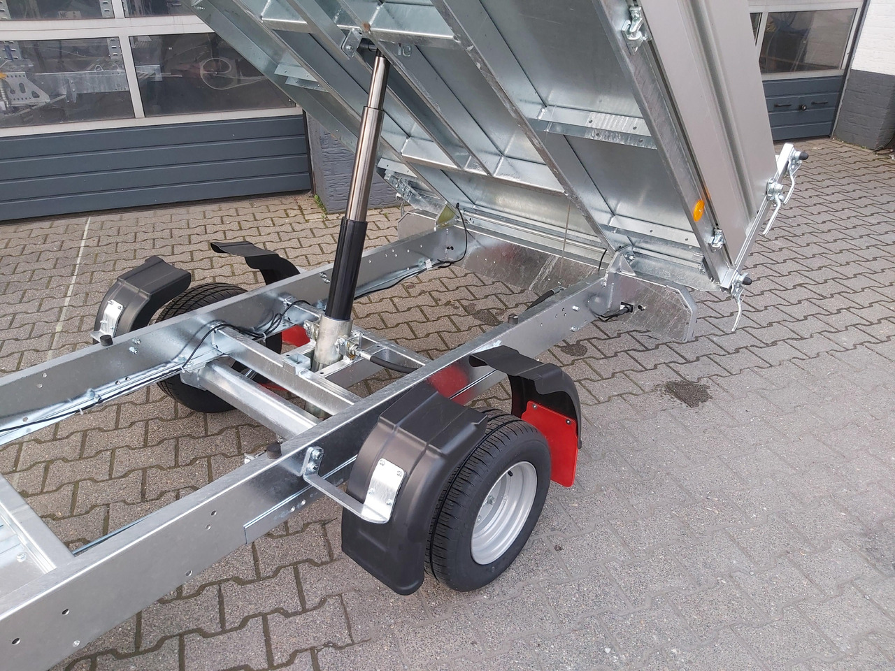 Pongratz Kipper RK 2600/15 G-AL 260x151x36cm Stahlboden Pendelklappe 10" 1500kg Aktion - Самоскид причіп: фото 3 Pongratz Kipper RK 2600/15 G-AL 260x151x36cm Stahlboden Pendelklappe 10" 1500kg Aktion - Самоскид причіп: фото 3