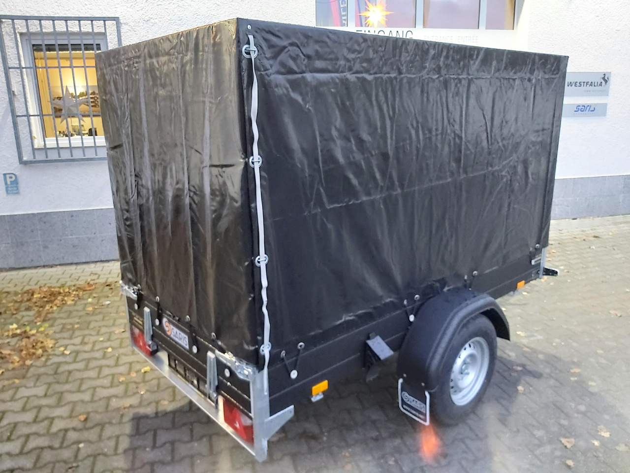 Saris Anhänger DV135 McAlu Pro MP 255x133x150cm Hochplane black (S)1350kg black deal Januar Aktio - Причеп для легкових автомобілів: фото 4 Saris Anhänger DV135 McAlu Pro MP 255x133x150cm Hochplane black (S)1350kg black deal Januar Aktio - Причеп для легкових автомобілів: фото 4