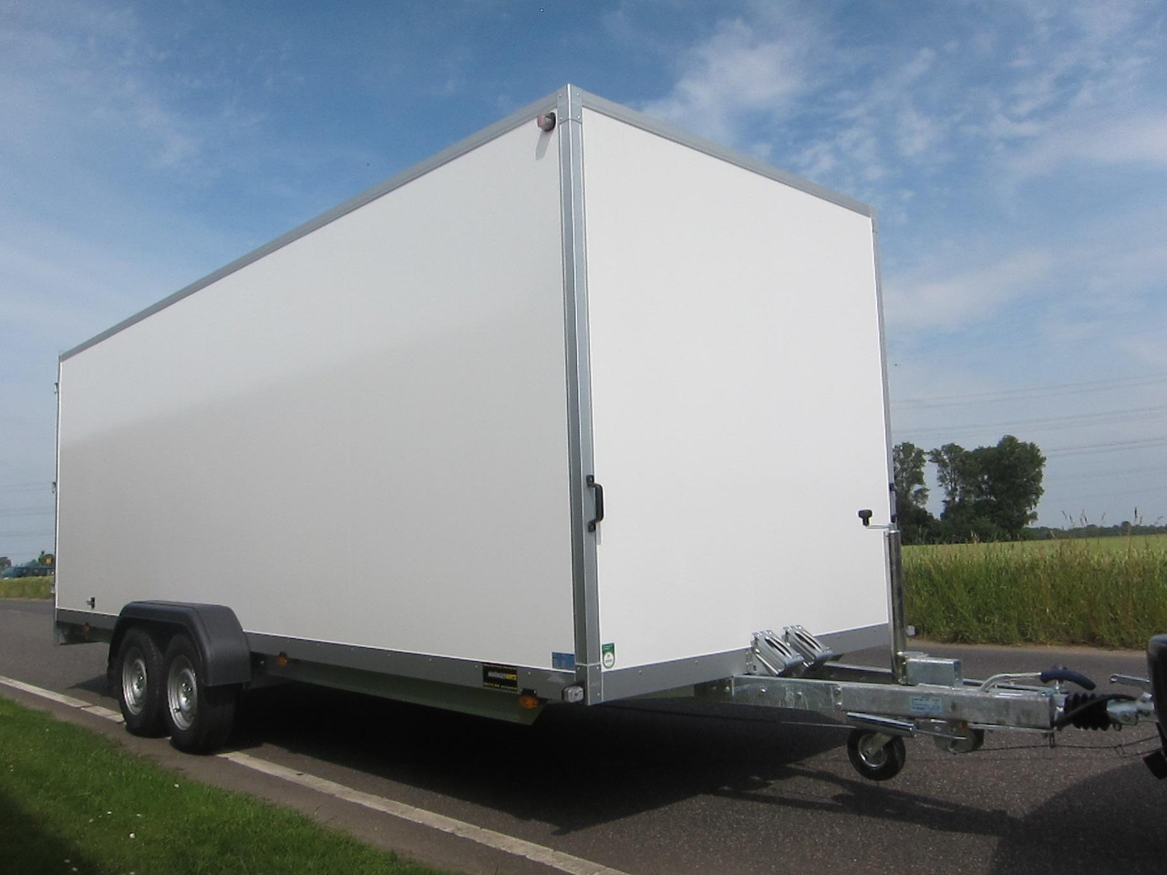 WM Meyer Kofferanhänger AZ 3560/200 S40 601x200x205cm 3500kg preorder Aktion - Закритий кузов причіп: фото 1 WM Meyer Kofferanhänger AZ 3560/200 S40 601x200x205cm 3500kg preorder Aktion - Закритий кузов причіп: фото 1