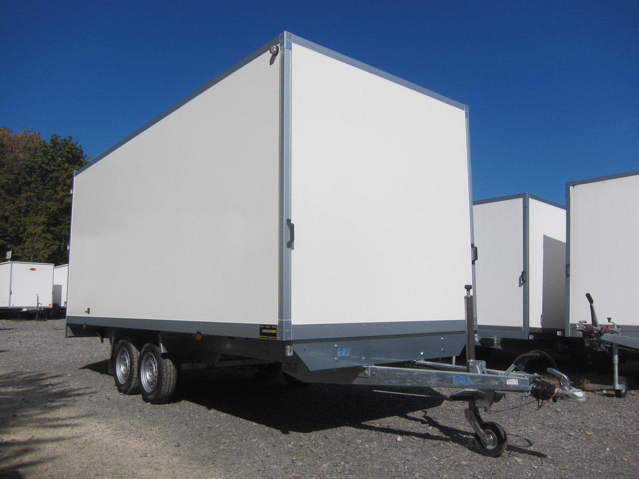 WM Meyer Kofferanhänger AZHLC 2750/210 S40 501x210x205cm (XXL) 2700kg - Закритий кузов причіп: фото 1 WM Meyer Kofferanhänger AZHLC 2750/210 S40 501x210x205cm (XXL) 2700kg - Закритий кузов причіп: фото 1