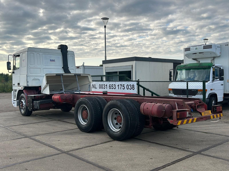 DAF 95.400 - Вантажівка шасі: фото 3 DAF 95.400 - Вантажівка шасі: фото 3