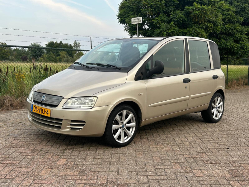Fiat Multipla 1.9 EURO 4 DIESEL VAN - Легковий фургон: фото 1 Fiat Multipla 1.9 EURO 4 DIESEL VAN - Легковий фургон: фото 1
