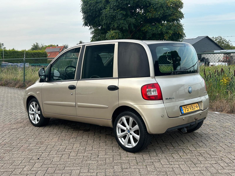 Fiat Multipla 1.9 EURO 4 DIESEL VAN - Легковий фургон: фото 3 Fiat Multipla 1.9 EURO 4 DIESEL VAN - Легковий фургон: фото 3