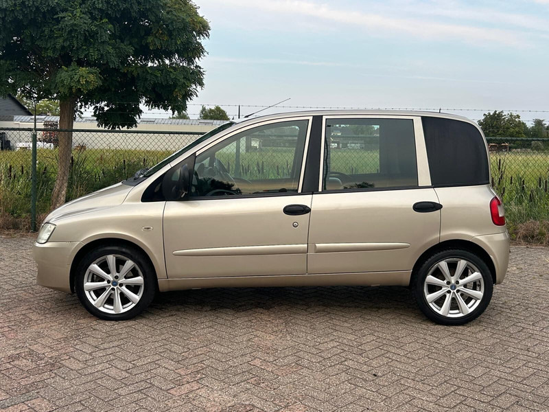 Fiat Multipla 1.9 EURO 4 DIESEL VAN - Легковий фургон: фото 2 Fiat Multipla 1.9 EURO 4 DIESEL VAN - Легковий фургон: фото 2