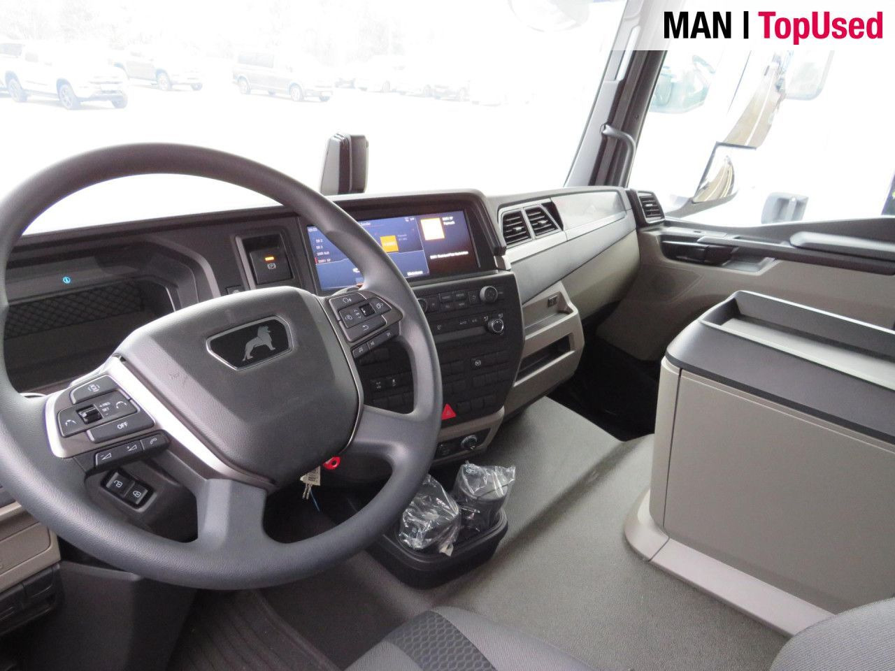 MAN TGL 12.250 4X2 BL VANTEC Koffer BÄR LBW - Вантажівка з закритим кузовом: фото 2 MAN TGL 12.250 4X2 BL VANTEC Koffer BÄR LBW - Вантажівка з закритим кузовом: фото 2