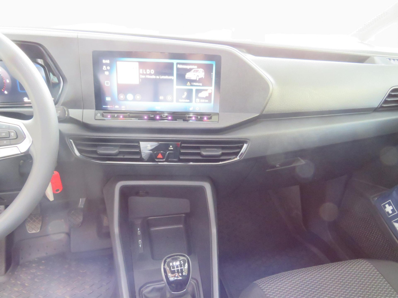 VOLKSWAGEN Caddy Cargo 2.0 TDI 75 kW Klima ZV - Легковий фургон: фото 5 VOLKSWAGEN Caddy Cargo 2.0 TDI 75 kW Klima ZV - Легковий фургон: фото 5