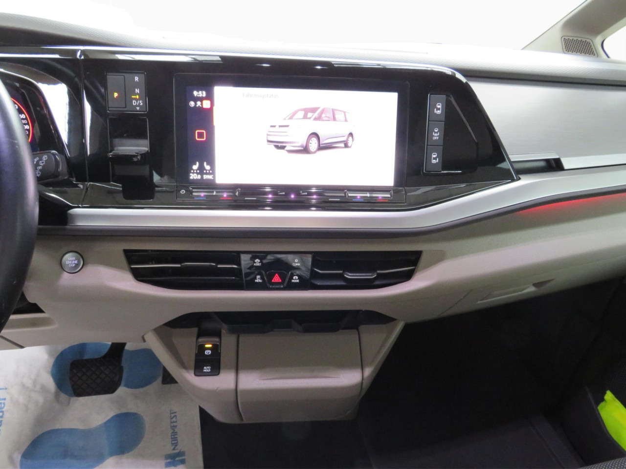 VOLKSWAGEN T7 Multivan 2.0 TDI 110 kW Life Navi LED Klima - Легковий автомобіль: фото 4 VOLKSWAGEN T7 Multivan 2.0 TDI 110 kW Life Navi LED Klima - Легковий автомобіль: фото 4