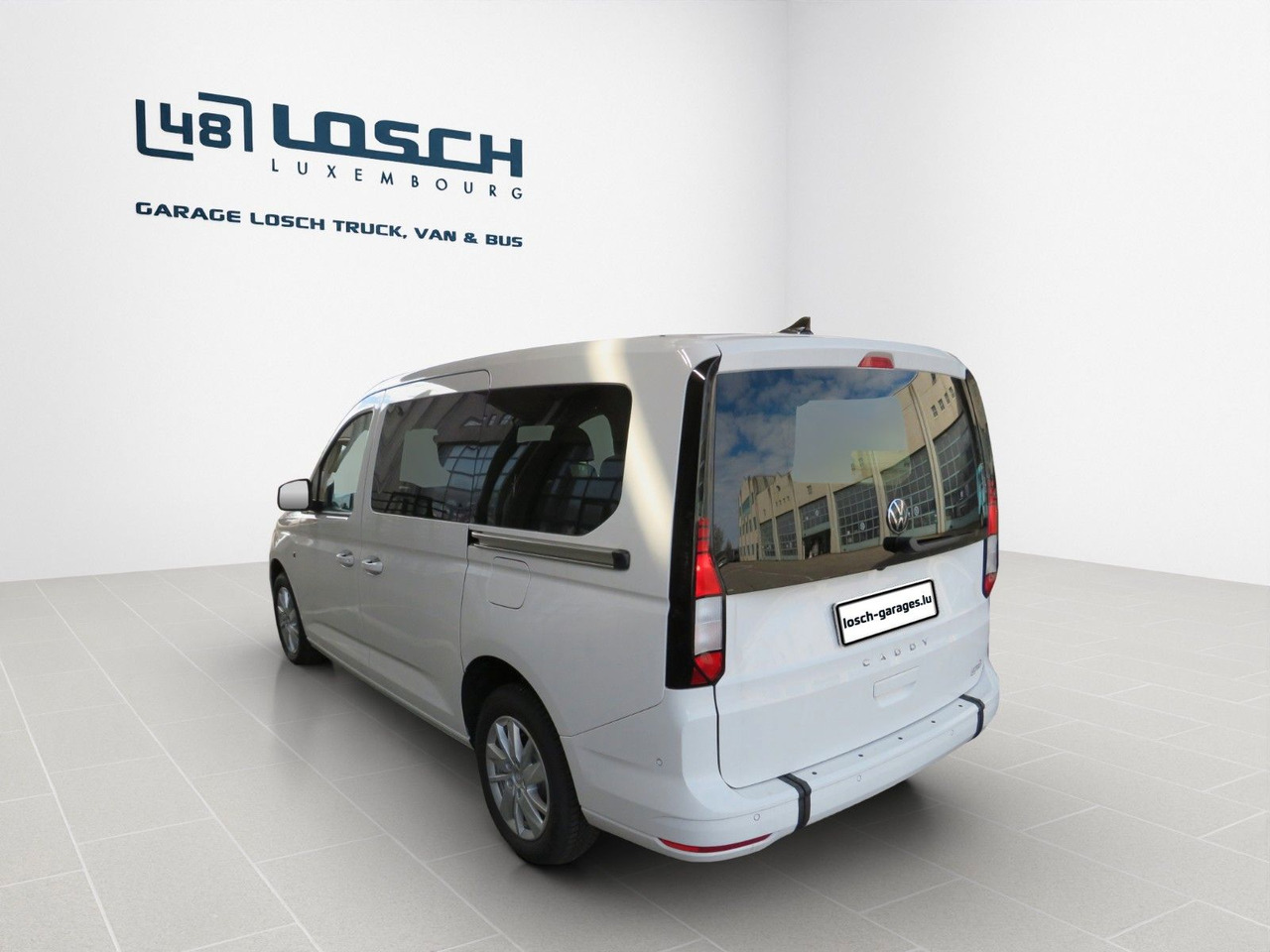 Volkswagen Caddy Maxi Kombi 2.0 TDI Rollstuhl Taxirampe - Легковий автомобіль: фото 4 Volkswagen Caddy Maxi Kombi 2.0 TDI Rollstuhl Taxirampe - Легковий автомобіль: фото 4