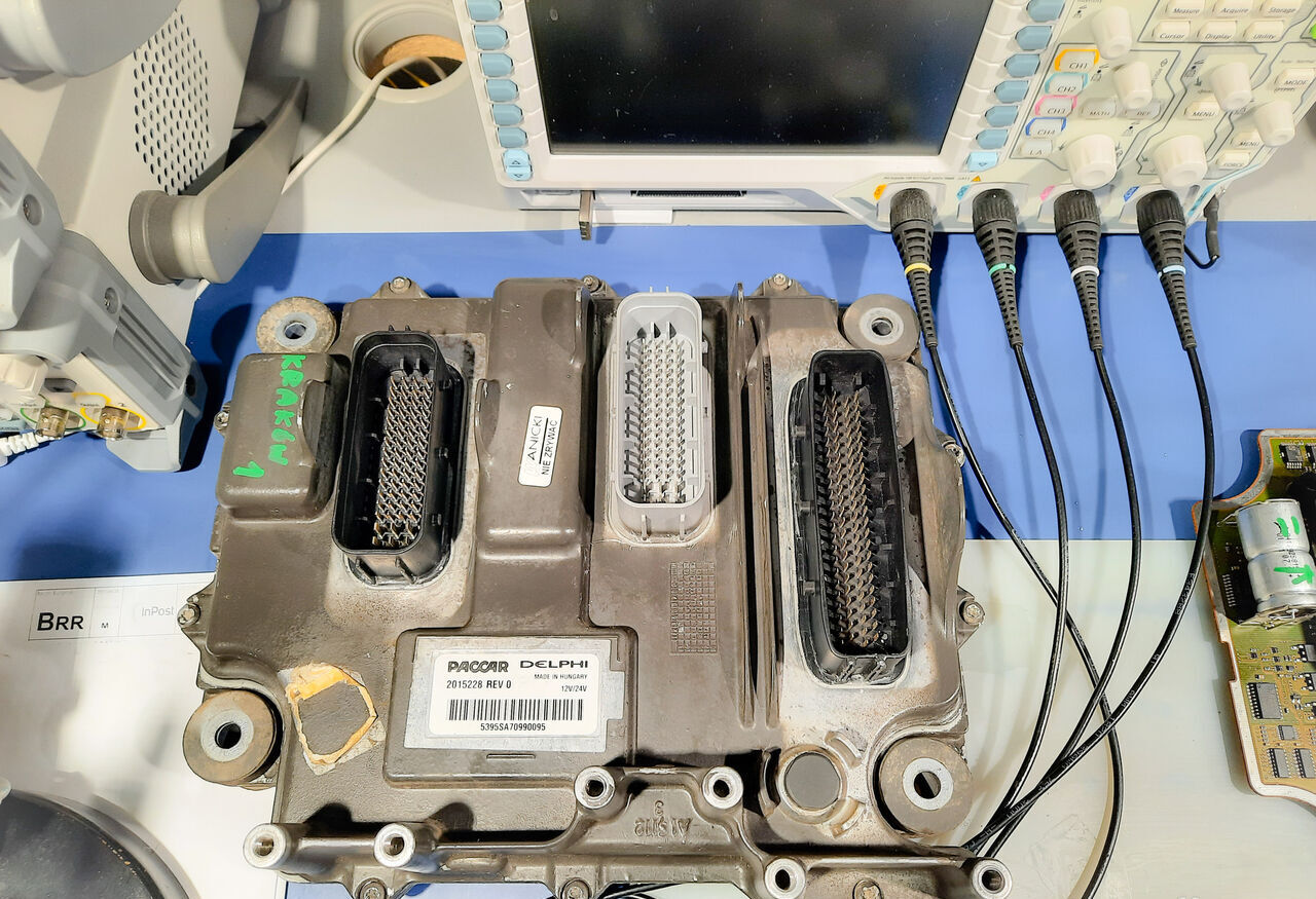DAF XF 106 naprawa części / repair of parts - Блок управління в категорії Вантажівки: фото 4 DAF XF 106 naprawa części / repair of parts - Блок управління в категорії Вантажівки: фото 4