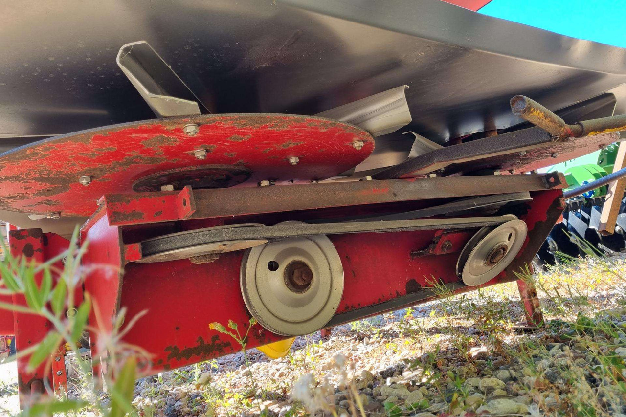 Розкидач добрив Bredal B2XL: фото 6 Розкидач добрив Bredal B2XL: фото 6