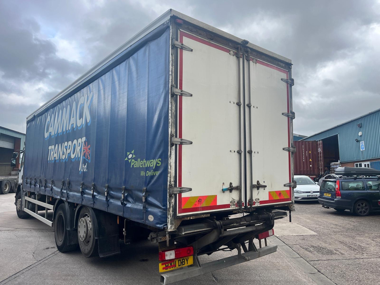 Renault Premium - Тентована вантажівка: фото 4 Renault Premium - Тентована вантажівка: фото 4