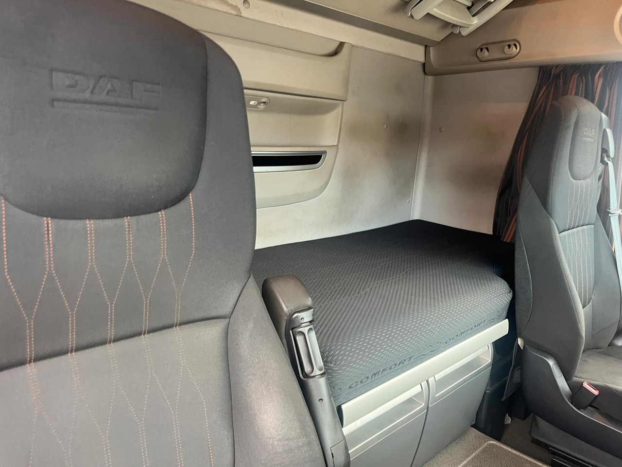 Тягач DAF XF 530: фото 7 Тягач DAF XF 530: фото 7