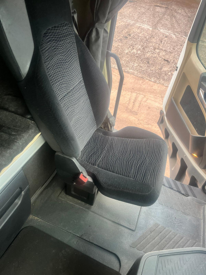 Тягач Mercedes 2545: фото 6