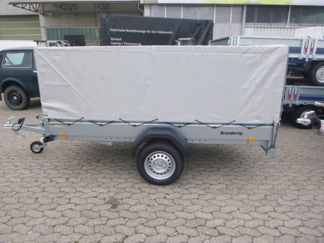 Brenderup Tieflader 2270SUB750 Stahl, 0,75 to. 2700x1300x270mm mit Hochplane 105 cm Lichte Höhe - Причеп для легкових автомобілів: фото 3 Brenderup Tieflader 2270SUB750 Stahl, 0,75 to. 2700x1300x270mm mit Hochplane 105 cm Lichte Höhe - Причеп для легкових автомобілів: фото 3