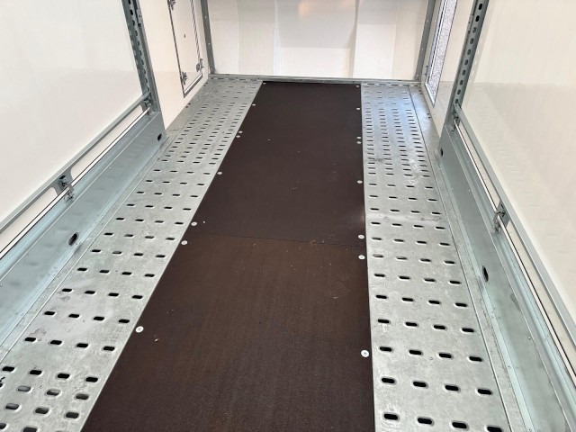 Brian James Race Sport, 340-5010, 5000 x 2000 mm, 3,0 to. - Автовоз причіп: фото 5 Brian James Race Sport, 340-5010, 5000 x 2000 mm, 3,0 to. - Автовоз причіп: фото 5