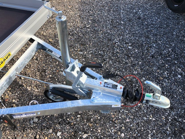 Humbaur Absenkanhänger HKT 132515 S, 2500 x 1565 x 150 mm, 1,35 to. - Причеп для легкових автомобілів: фото 3 Humbaur Absenkanhänger HKT 132515 S, 2500 x 1565 x 150 mm, 1,35 to. - Причеп для легкових автомобілів: фото 3