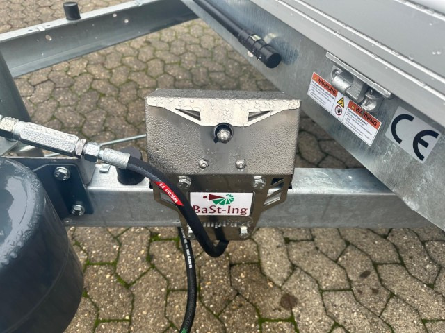 Humbaur HUK 273117 Heckkipper 2,7 t. AkkuFlex 3140 x 1750 x 300 mm - Самоскид причіп: фото 3 Humbaur HUK 273117 Heckkipper 2,7 t. AkkuFlex 3140 x 1750 x 300 mm - Самоскид причіп: фото 3