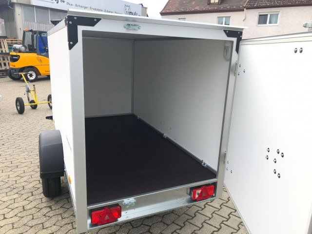 Humbaur Koffer HK 132513-13P, 100 km/h 1,3 t. 2510 x 1310 x 1400 mm - Закритий кузов причіп: фото 5 Humbaur Koffer HK 132513-13P, 100 km/h 1,3 t. 2510 x 1310 x 1400 mm - Закритий кузов причіп: фото 5