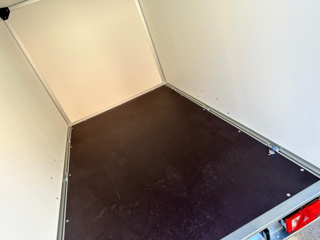 Новий Закритий кузов причіп Humbaur Koffer HK 132515-15P FlexZurr 1,3 t. 2510 x 1510 x 1520 mm: фото 7 Новий Закритий кузов причіп Humbaur Koffer HK 132515-15P FlexZurr 1,3 t. 2510 x 1510 x 1520 mm: фото 7