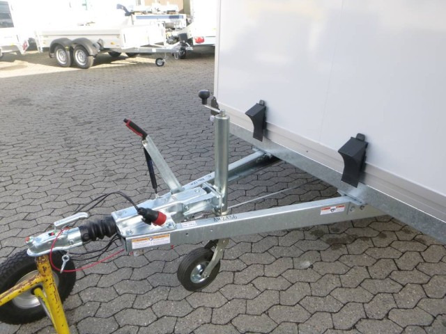 Humbaur Koffer HK 253218-20 PF30, 2,5 to. 3185x1730x1885mm - Закритий кузов причіп: фото 2 Humbaur Koffer HK 253218-20 PF30, 2,5 to. 3185x1730x1885mm - Закритий кузов причіп: фото 2