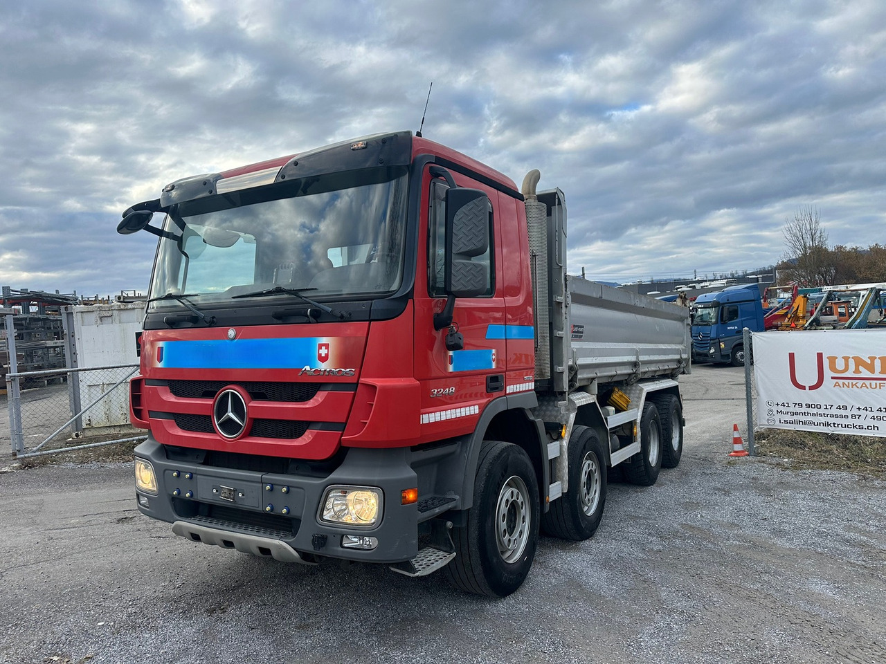 MERCEDES-BENZ Actros 3248 8x4 Kipper - Самоскид вантажівка: фото 2 MERCEDES-BENZ Actros 3248 8x4 Kipper - Самоскид вантажівка: фото 2