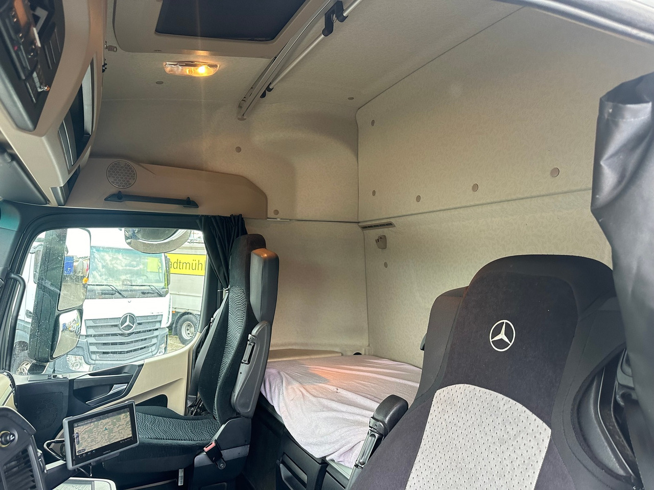 MERCEDES-BENZ actros 18.42 4x2 Gas-Kühlfahrzeug - Рефрижератор вантажівка: фото 5 MERCEDES-BENZ actros 18.42 4x2 Gas-Kühlfahrzeug - Рефрижератор вантажівка: фото 5