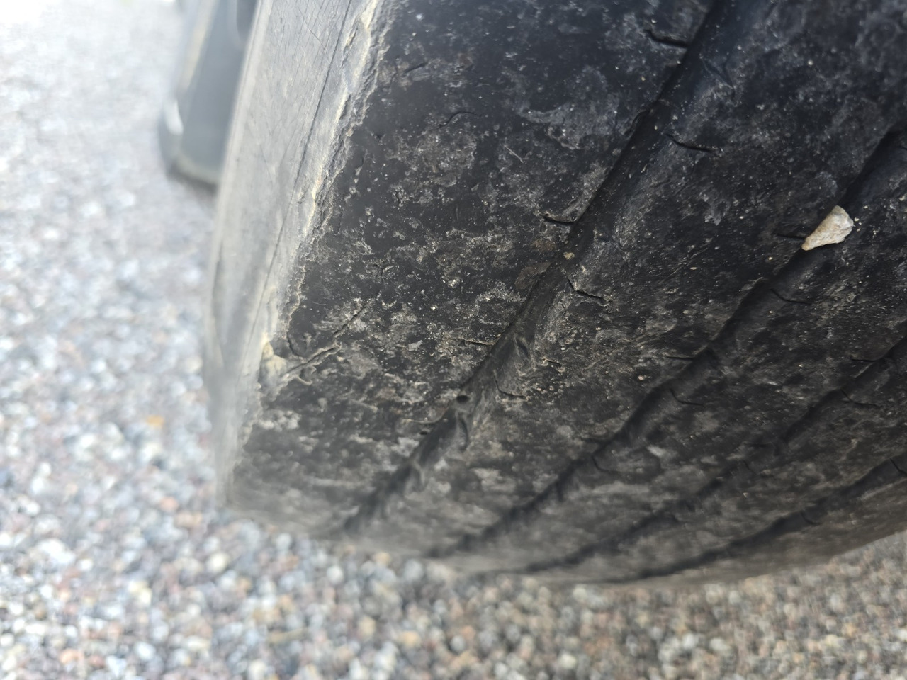 Автовоз вантажівка IVECO 260S33: фото 11