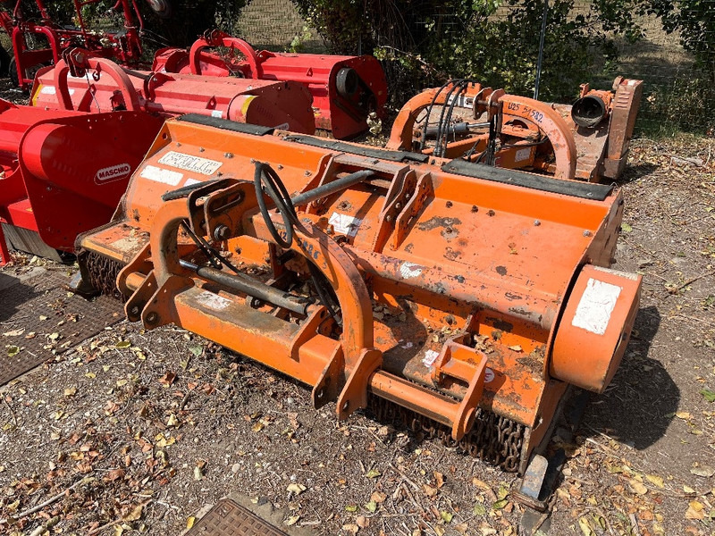 Falc AGILA 2300 - Косарка-подрібнювач: фото 2 Falc AGILA 2300 - Косарка-подрібнювач: фото 2