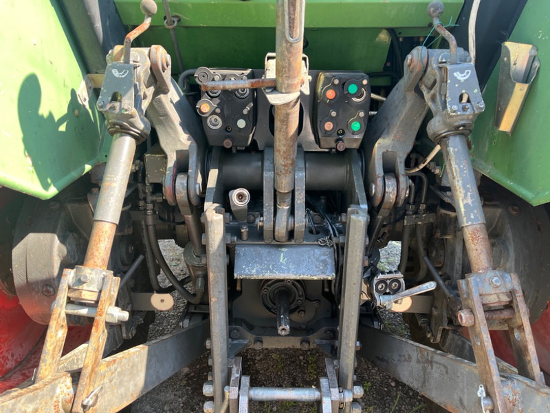 Fendt Favorit 514 C - Трактор: фото 4 Fendt Favorit 514 C - Трактор: фото 4