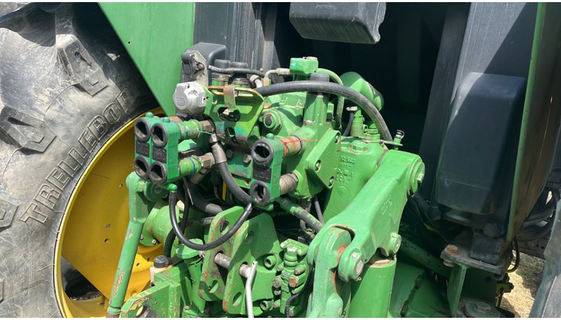 John Deere 6600 - Трактор: фото 4 John Deere 6600 - Трактор: фото 4