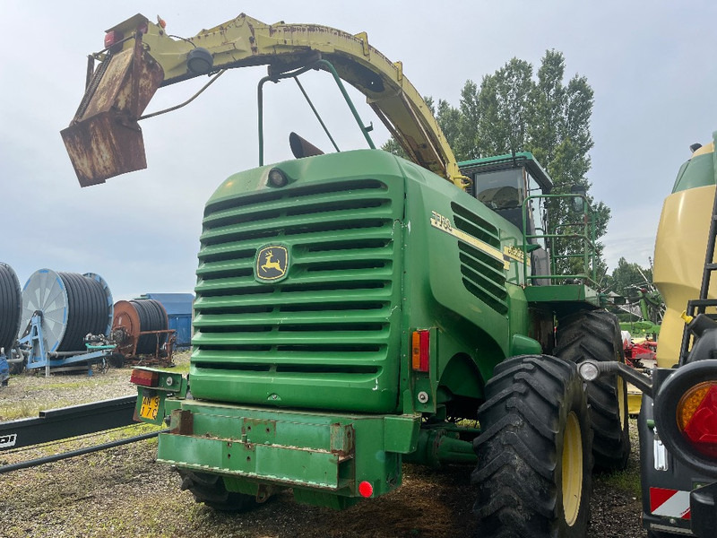 John Deere 7700 - Кормозбиральний комбайн: фото 4 John Deere 7700 - Кормозбиральний комбайн: фото 4