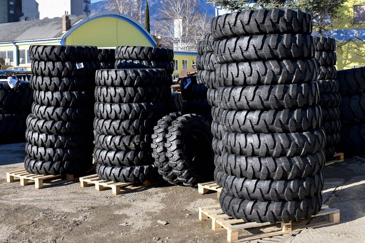 Armour 10.00-20/16. - Шина в категорії Екскаватори: фото 2 Armour 10.00-20/16. - Шина в категорії Екскаватори: фото 2