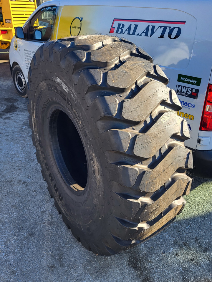 Armour 23.5R25 L3 RADIAL - Шина в категорії Колісні навантажувачі: фото 1 Armour 23.5R25 L3 RADIAL - Шина в категорії Колісні навантажувачі: фото 1