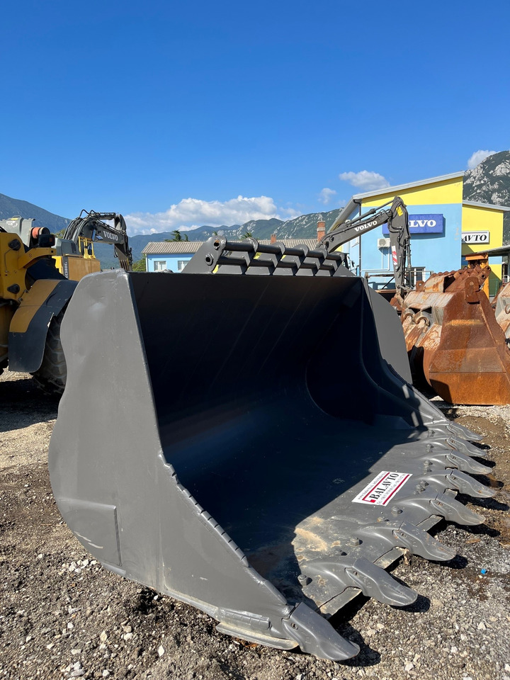 BALAVTO Loader bucket 3350 mm - Ківш навантажувача: фото 5 BALAVTO Loader bucket 3350 mm - Ківш навантажувача: фото 5