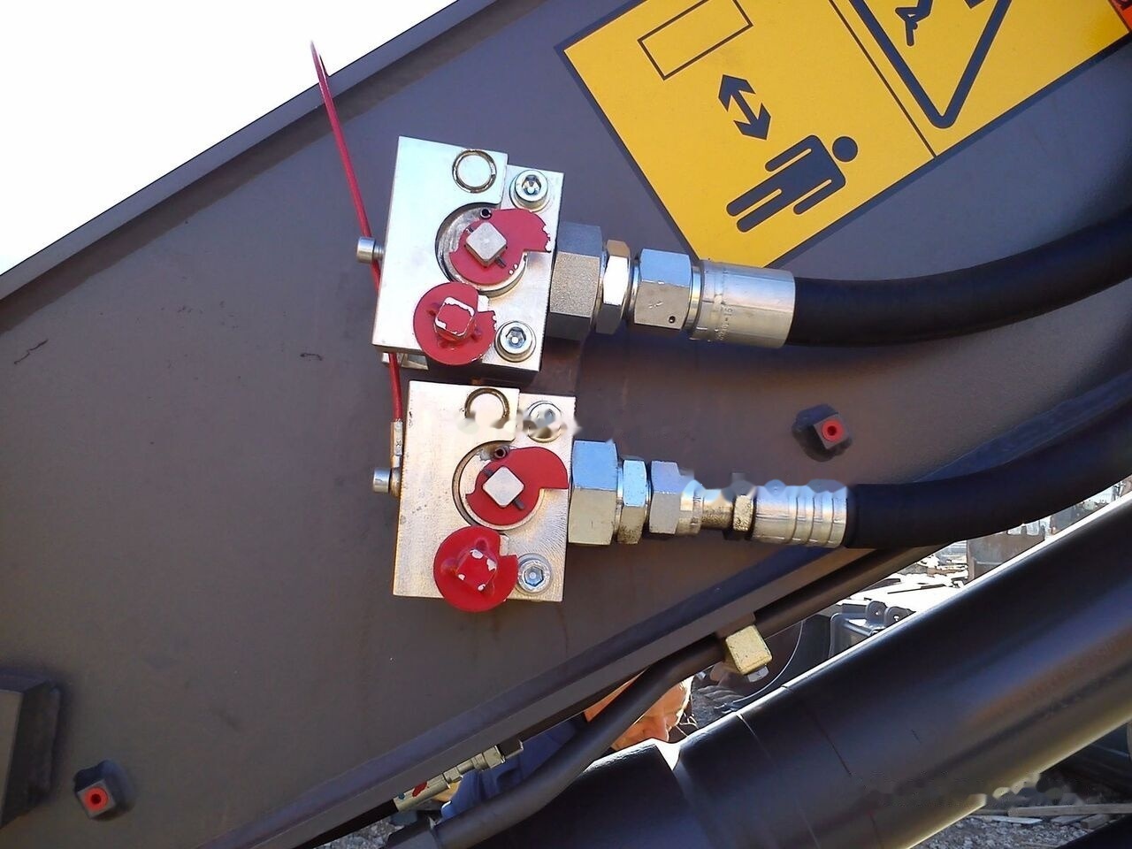 Balavto B-Quick hydraulic hoses for mini - Зчіпний пристрій в категорії Міні-екскаватори: фото 1 Balavto B-Quick hydraulic hoses for mini - Зчіпний пристрій в категорії Міні-екскаватори: фото 1