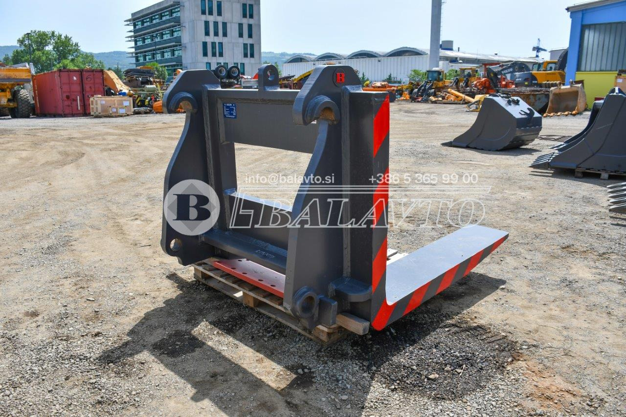 Balavto Block handling forks for Volvo L220 and L180 - Вила в категорії Навантажувачі: фото 5 Balavto Block handling forks for Volvo L220 and L180 - Вила в категорії Навантажувачі: фото 5