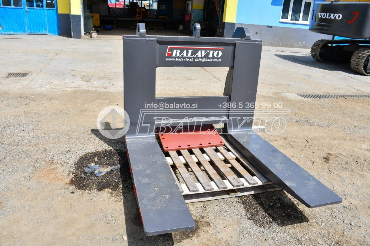 Balavto Block handling forks for Volvo L220 and L180 - Вила в категорії Навантажувачі: фото 3 Balavto Block handling forks for Volvo L220 and L180 - Вила в категорії Навантажувачі: фото 3