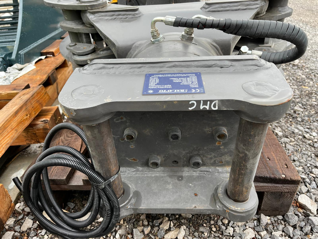 Balavto stone grapple BG08 with rotator - Грейфер в категорії Екскаватори: фото 4 Balavto stone grapple BG08 with rotator - Грейфер в категорії Екскаватори: фото 4