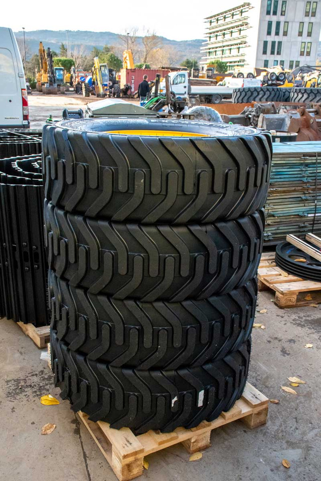 Bandenmarkt 315/70R22.5 - Колесо в категорії Екскаватори: фото 2 Bandenmarkt 315/70R22.5 - Колесо в категорії Екскаватори: фото 2