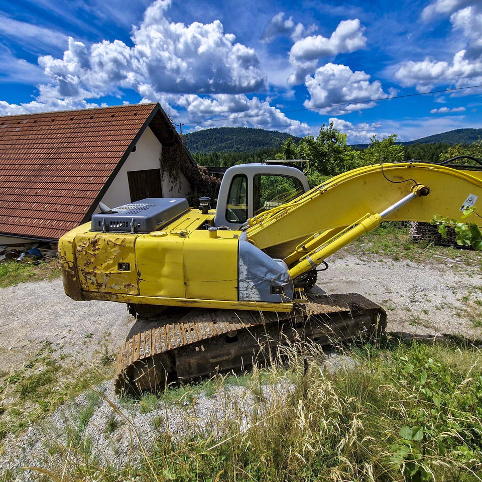 New Holland Kobelco E215 - Гусеничний екскаватор: фото 4 New Holland Kobelco E215 - Гусеничний екскаватор: фото 4