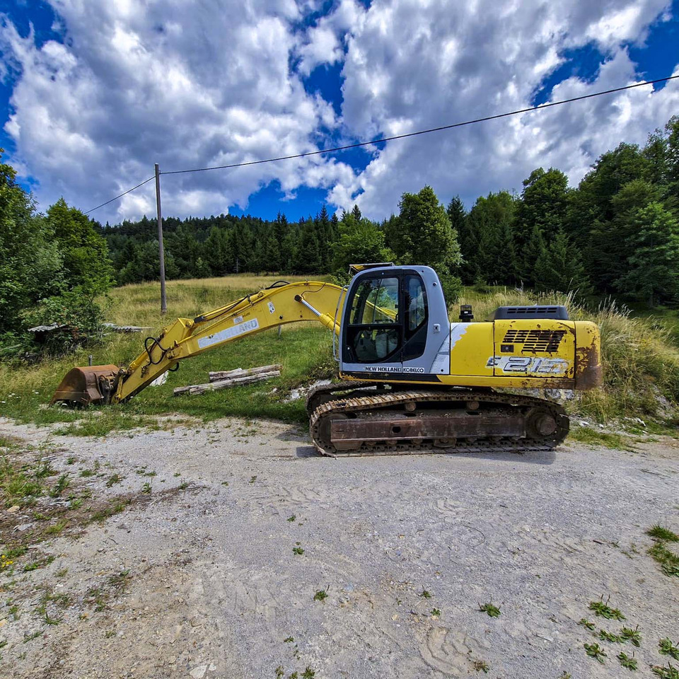New Holland Kobelco E215 - Гусеничний екскаватор: фото 1 New Holland Kobelco E215 - Гусеничний екскаватор: фото 1