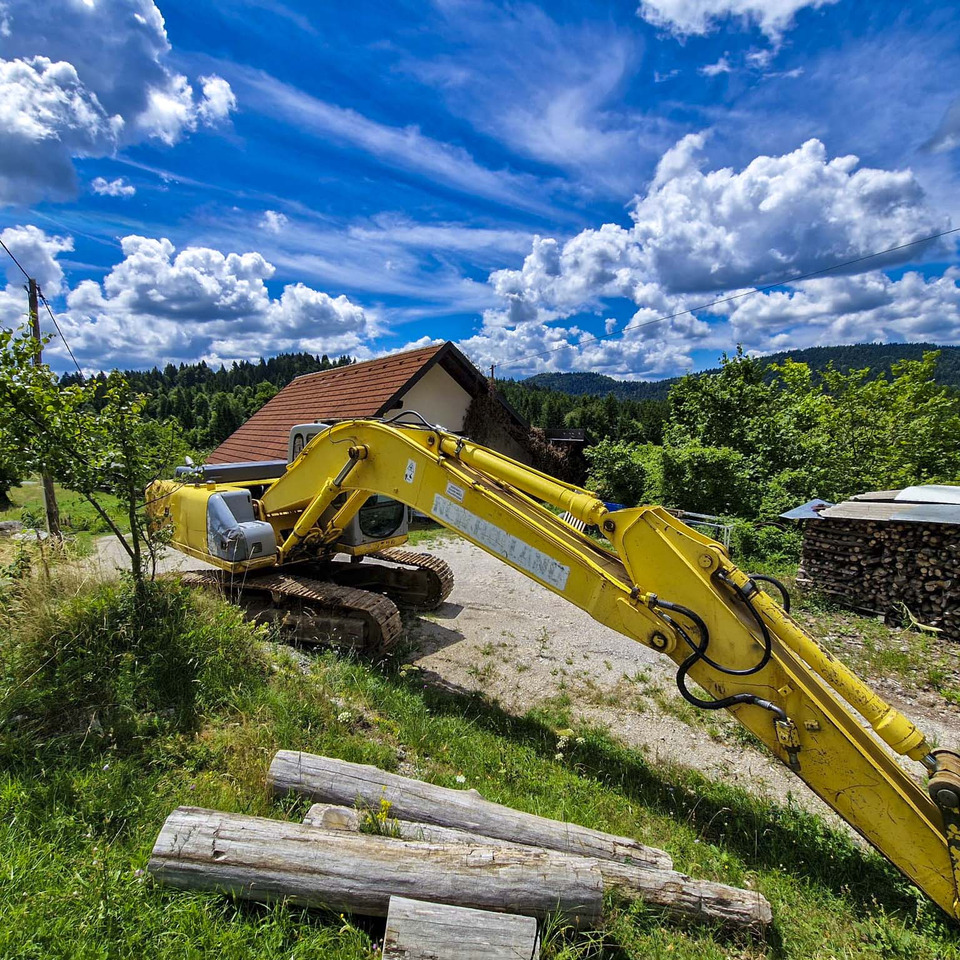 New Holland Kobelco E215 - Гусеничний екскаватор: фото 3 New Holland Kobelco E215 - Гусеничний екскаватор: фото 3