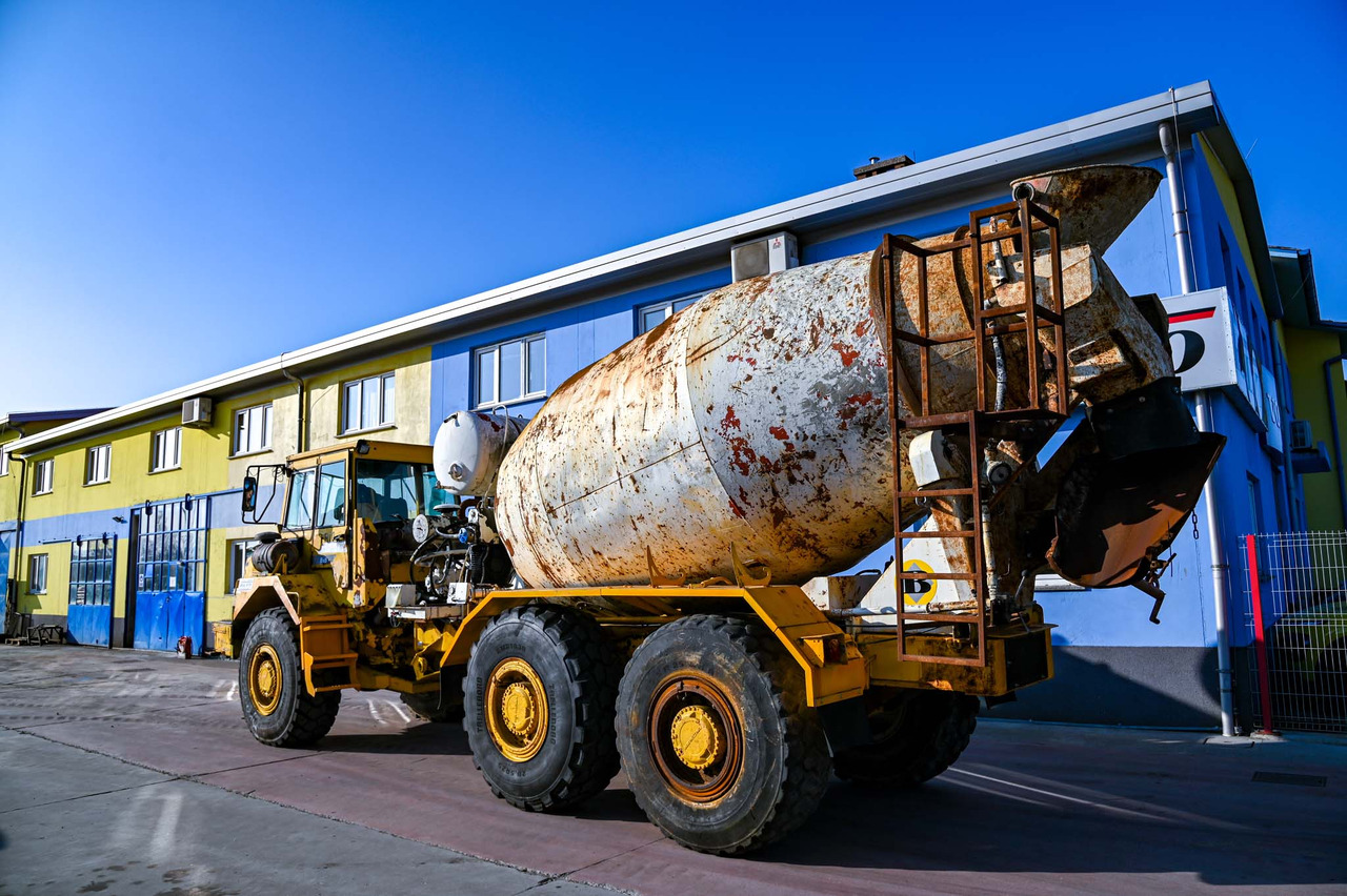 VOLVO A25C 6X6 - Автобетонозмішувач: фото 4 VOLVO A25C 6X6 - Автобетонозмішувач: фото 4