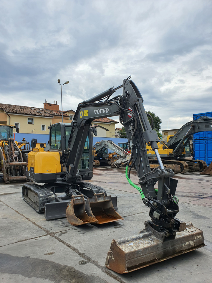 VOLVO EC60E - Міні-екскаватор: фото 5 VOLVO EC60E - Міні-екскаватор: фото 5