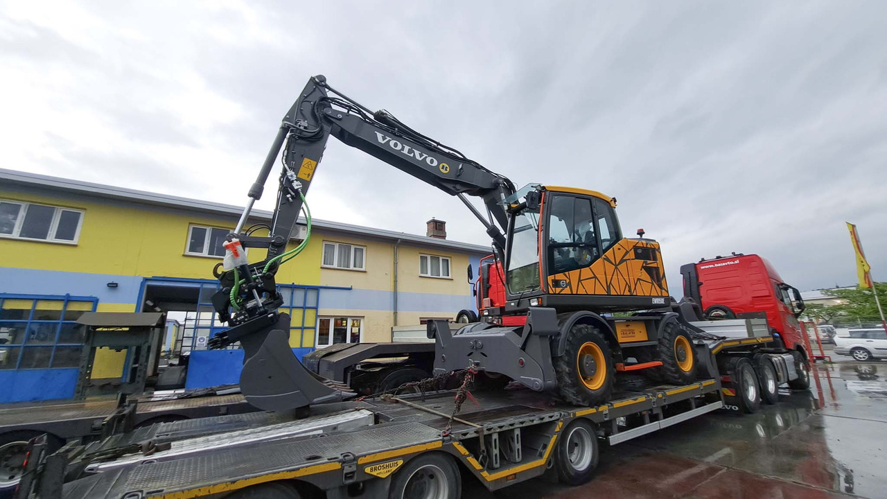 VOLVO EWR150E - Колісний екскаватор: фото 1 VOLVO EWR150E - Колісний екскаватор: фото 1