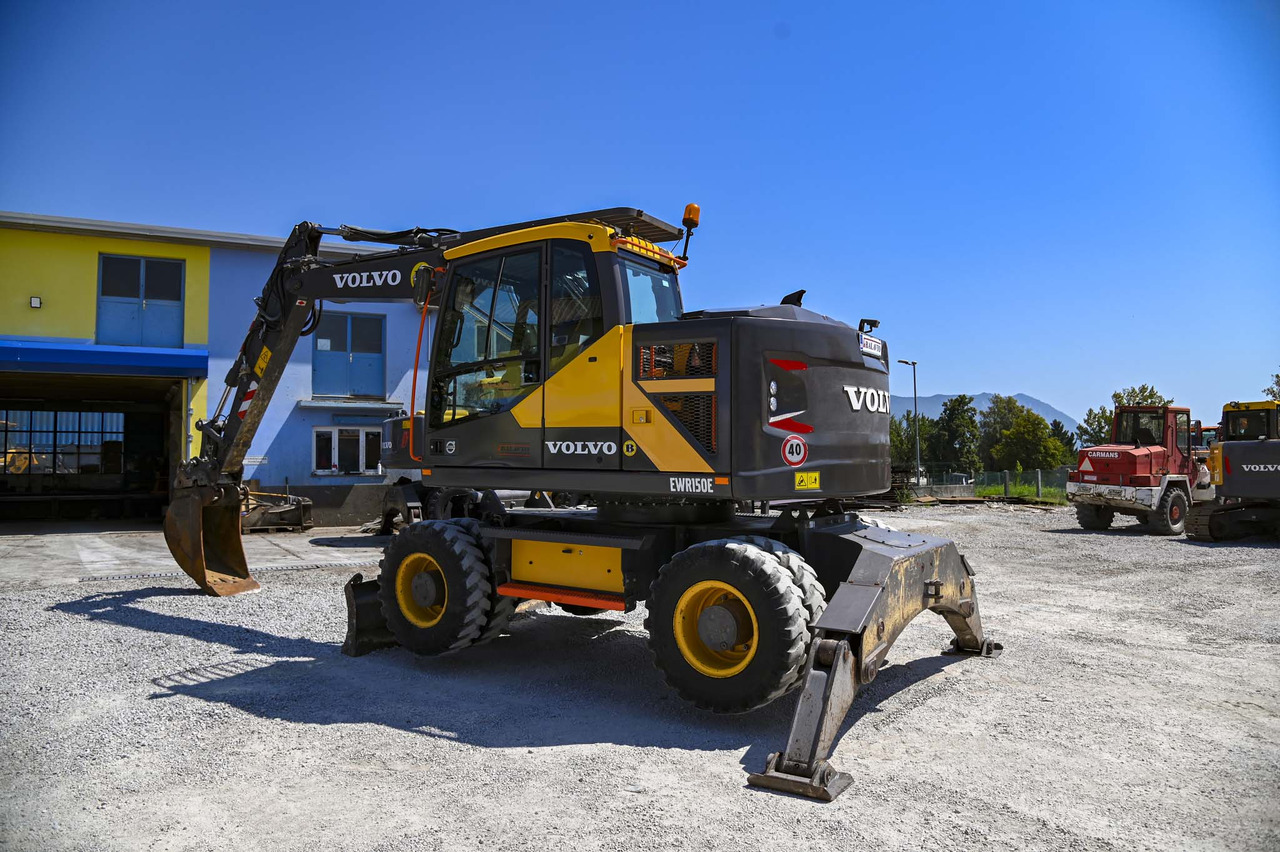 VOLVO EWR150E - Колісний екскаватор: фото 4 VOLVO EWR150E - Колісний екскаватор: фото 4